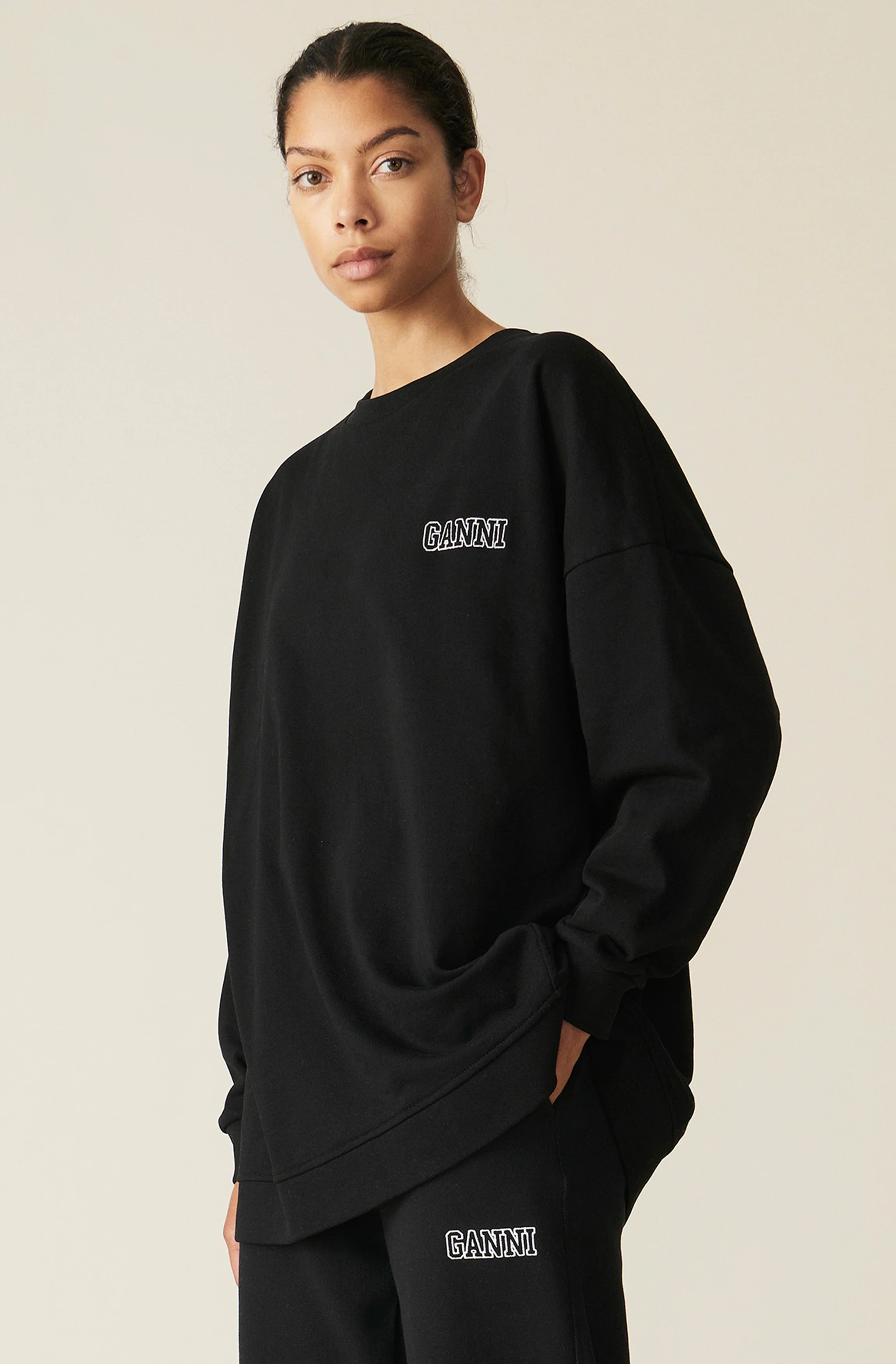 Oversized Sweatshirt | Black - Image 2